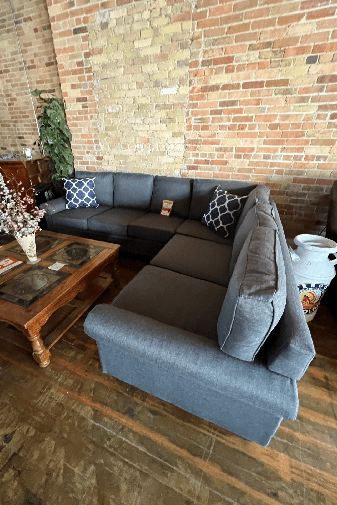 showroom living room